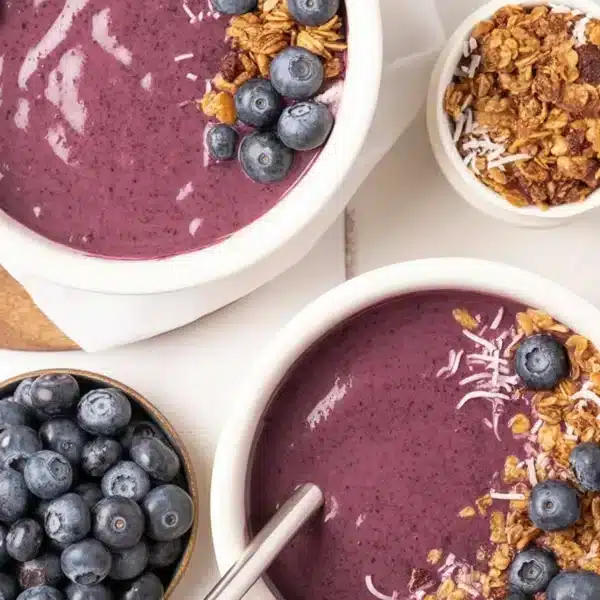 delicious blueberry coconut smoothie bowl for a he 2025 11 21 041519 600x600 1